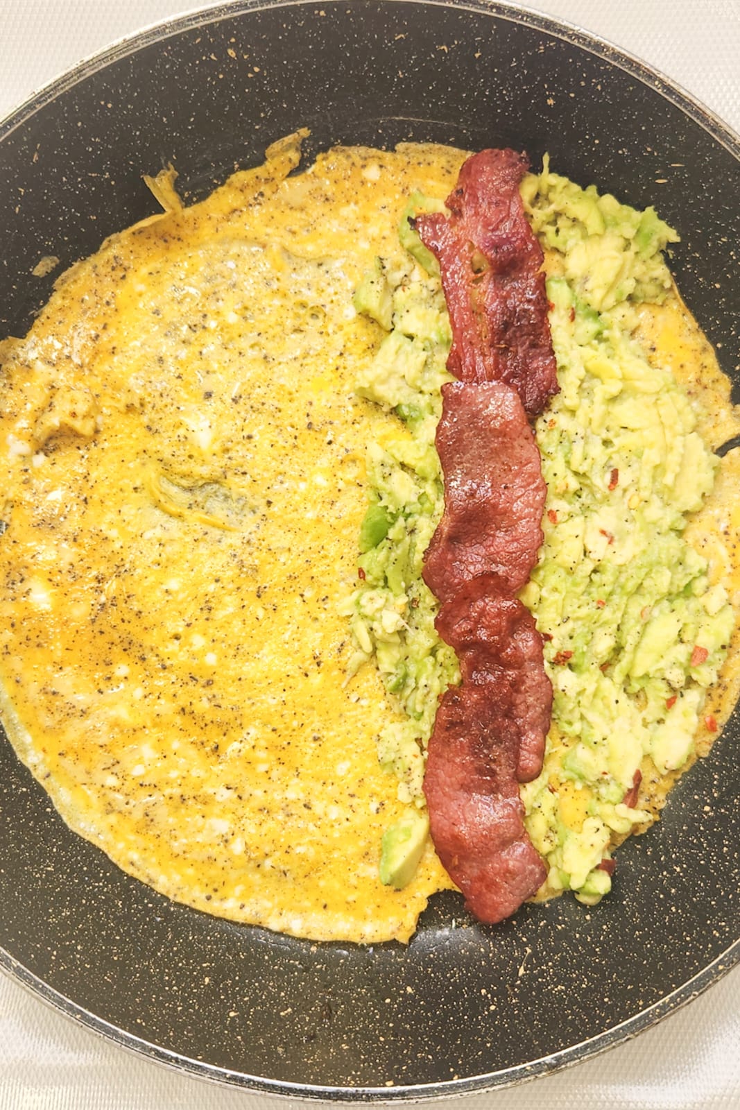 Avocado and Bacon Stuffed Omelet – Keto Breakfast Recipe